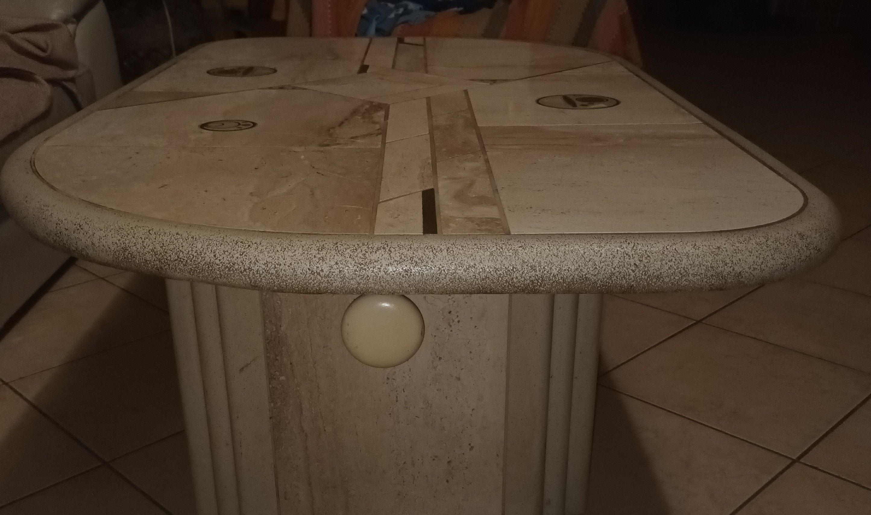 Brutalistischer Steintisch von Paul Kingma (80er Jahre) Defects