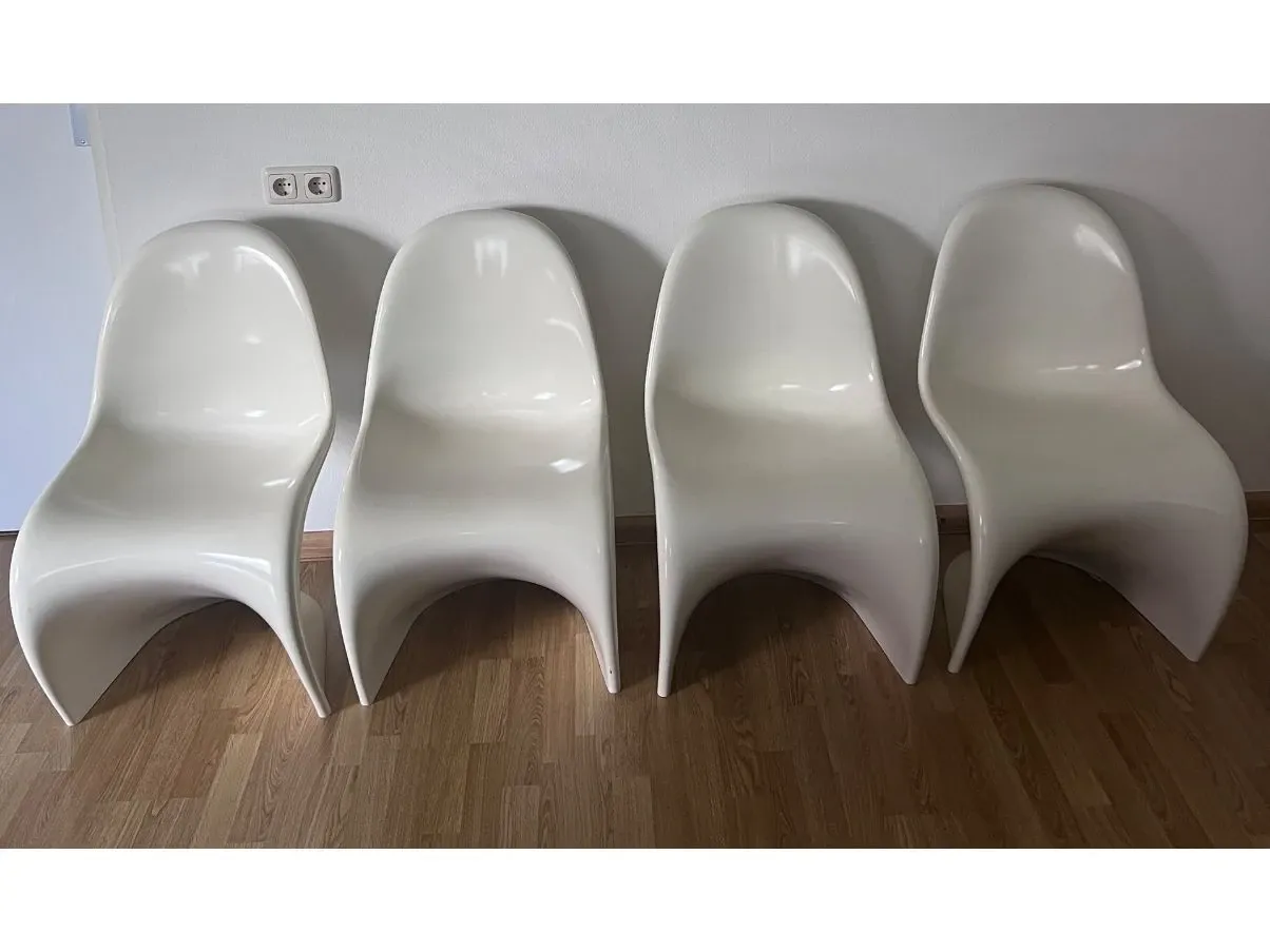 Set 4 vintage Verner Panton S (1980s); Vitra image