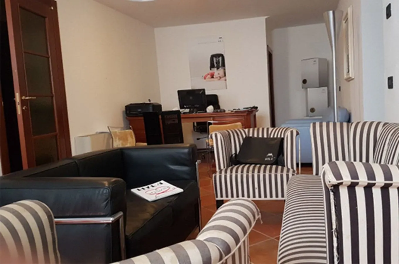 Allegasse Set Sofa und Sessel 3