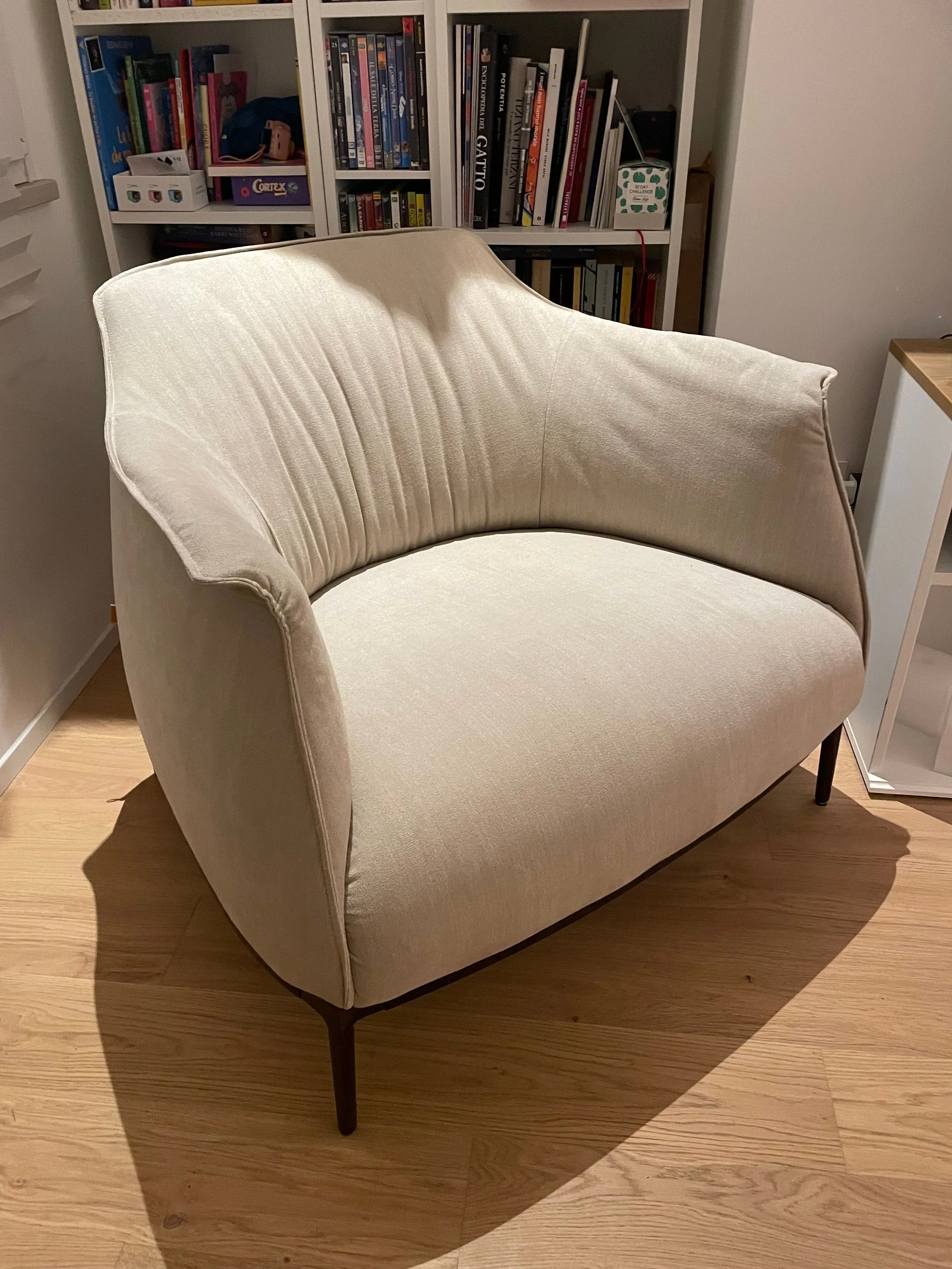 Archibald Large armchair 2