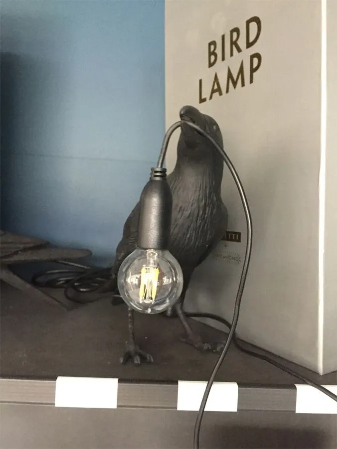 Bird Lamp Black Waiting 1