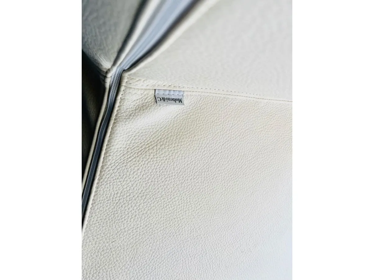 Glove white leather chair, Molteni&C 4