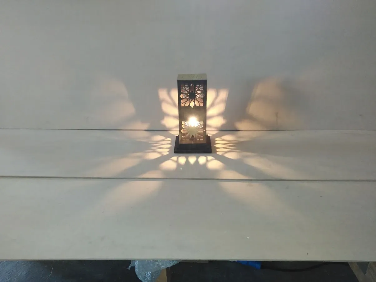 Lampada da tavolo Tangeri, Teknodesign 2