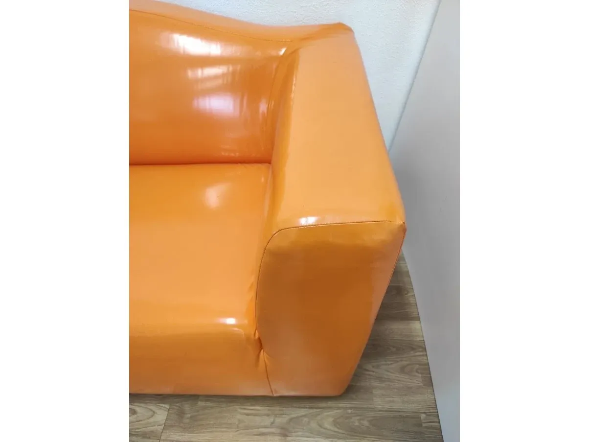 Vintage sofa in orange vinyl, Mimo 4
