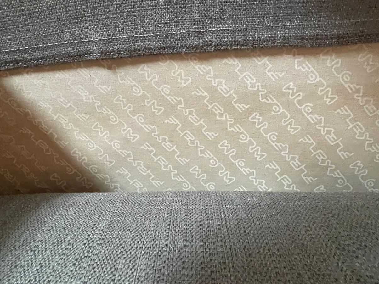 Sofa in gray fabric, Flexform  Brand