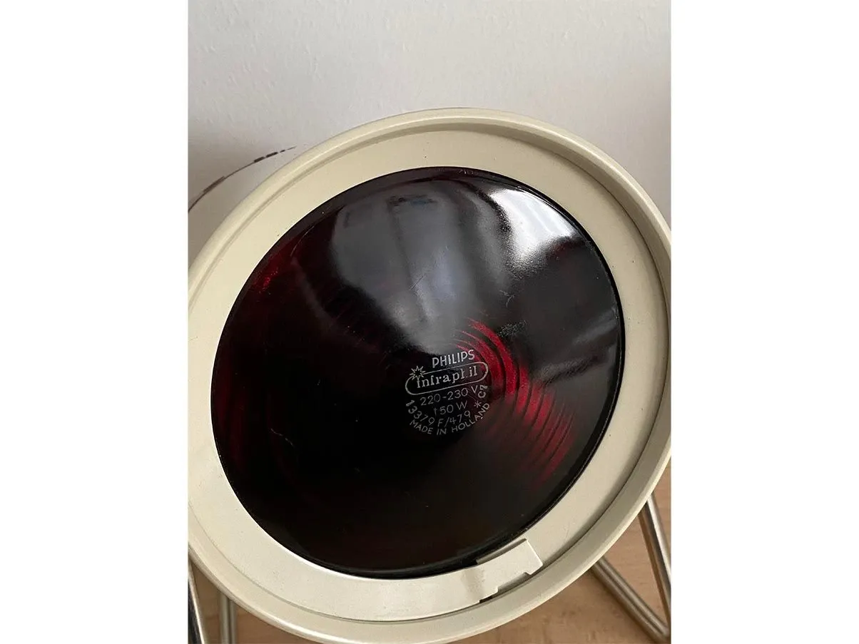 Infraphil lamp by Charlotte Perriand 5