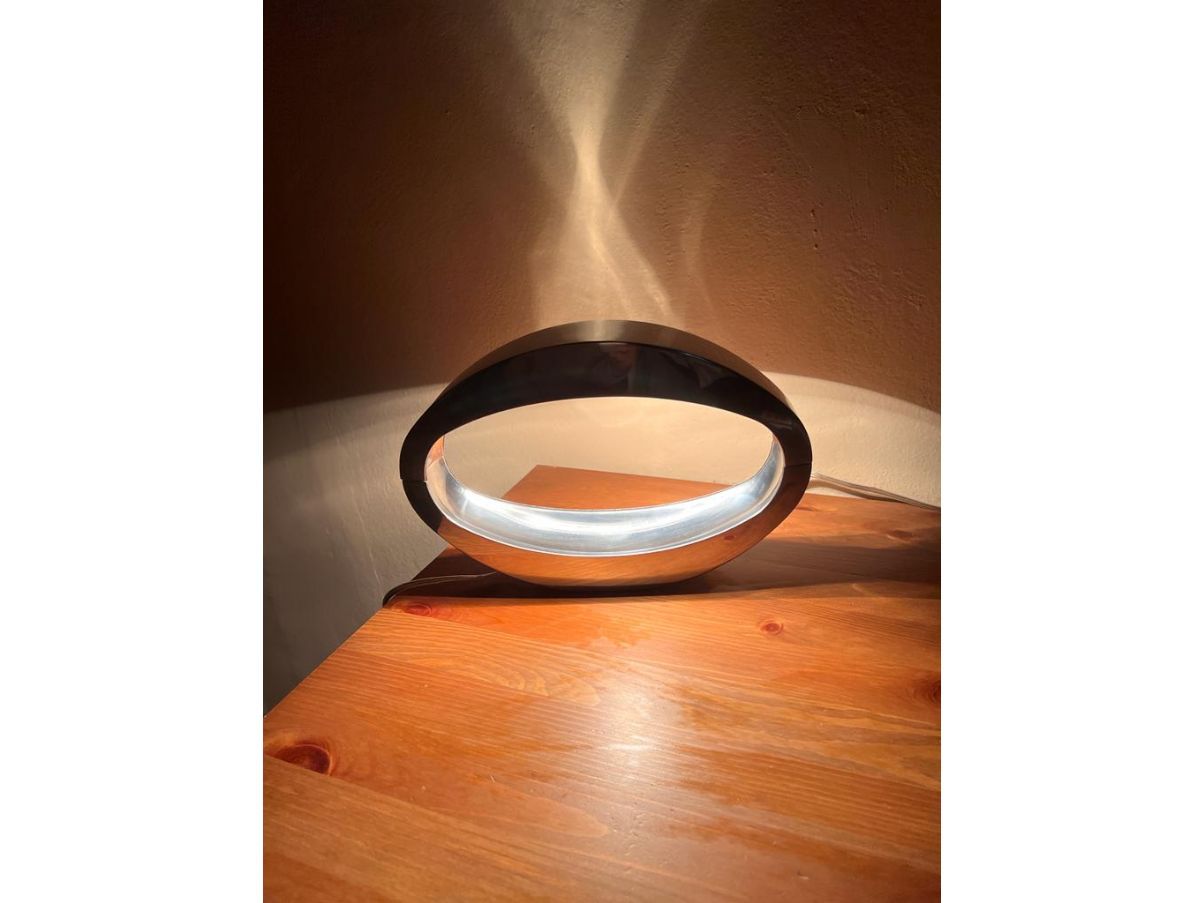 Massive Lampe Front