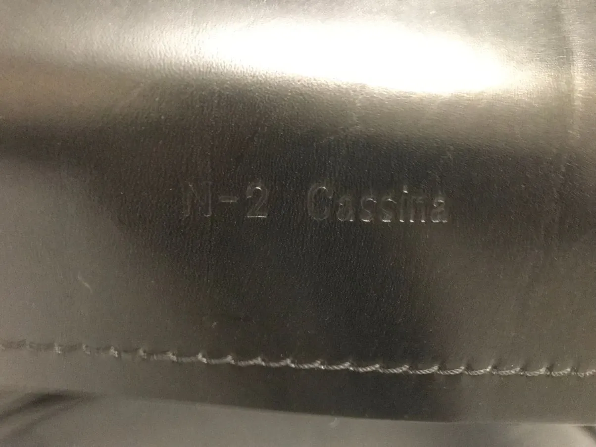 Cab 412 armchair 3
