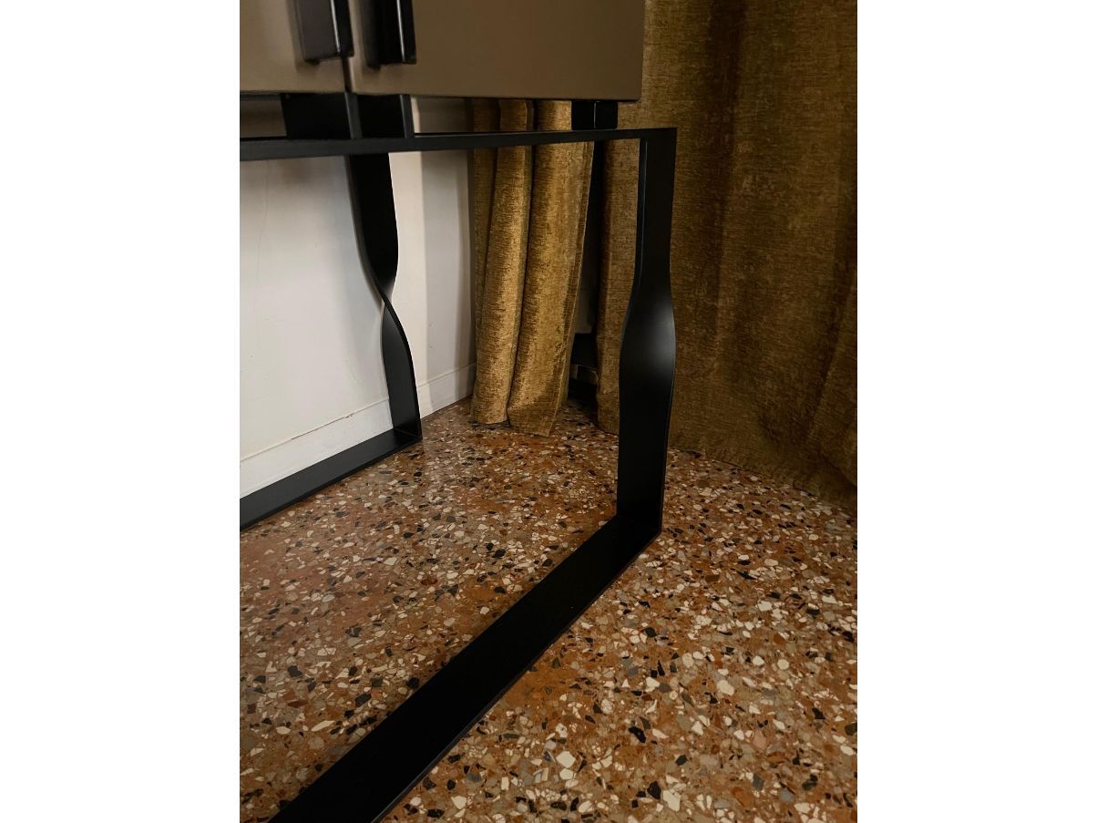 Bricola cabinet with internal wooden mirrors Side
