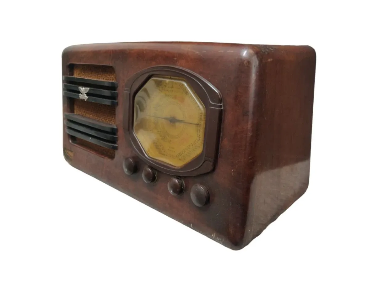 Phonola 541 vintage radio (1940s), image