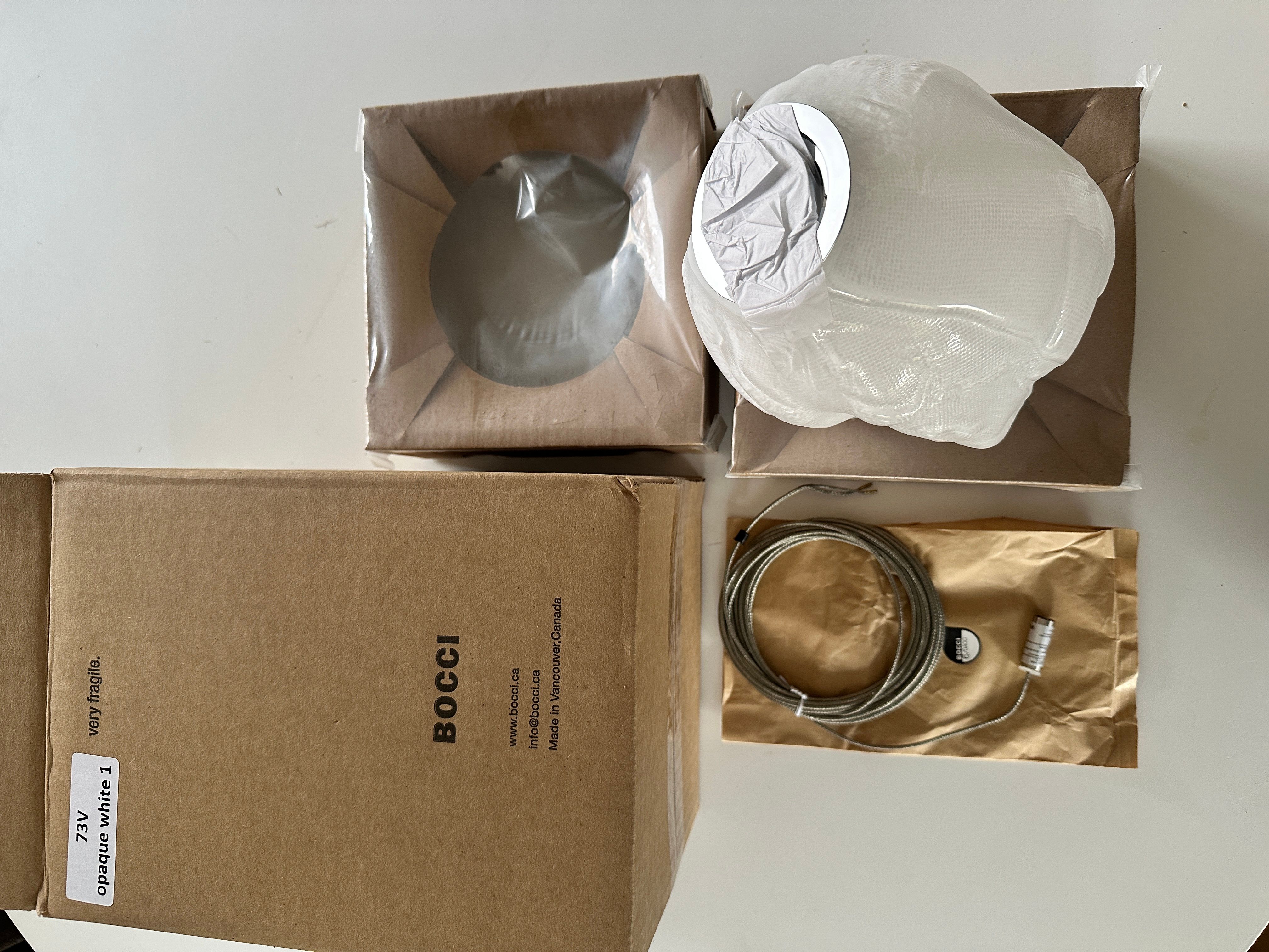 Suspension Arbel en verre blanc Brand