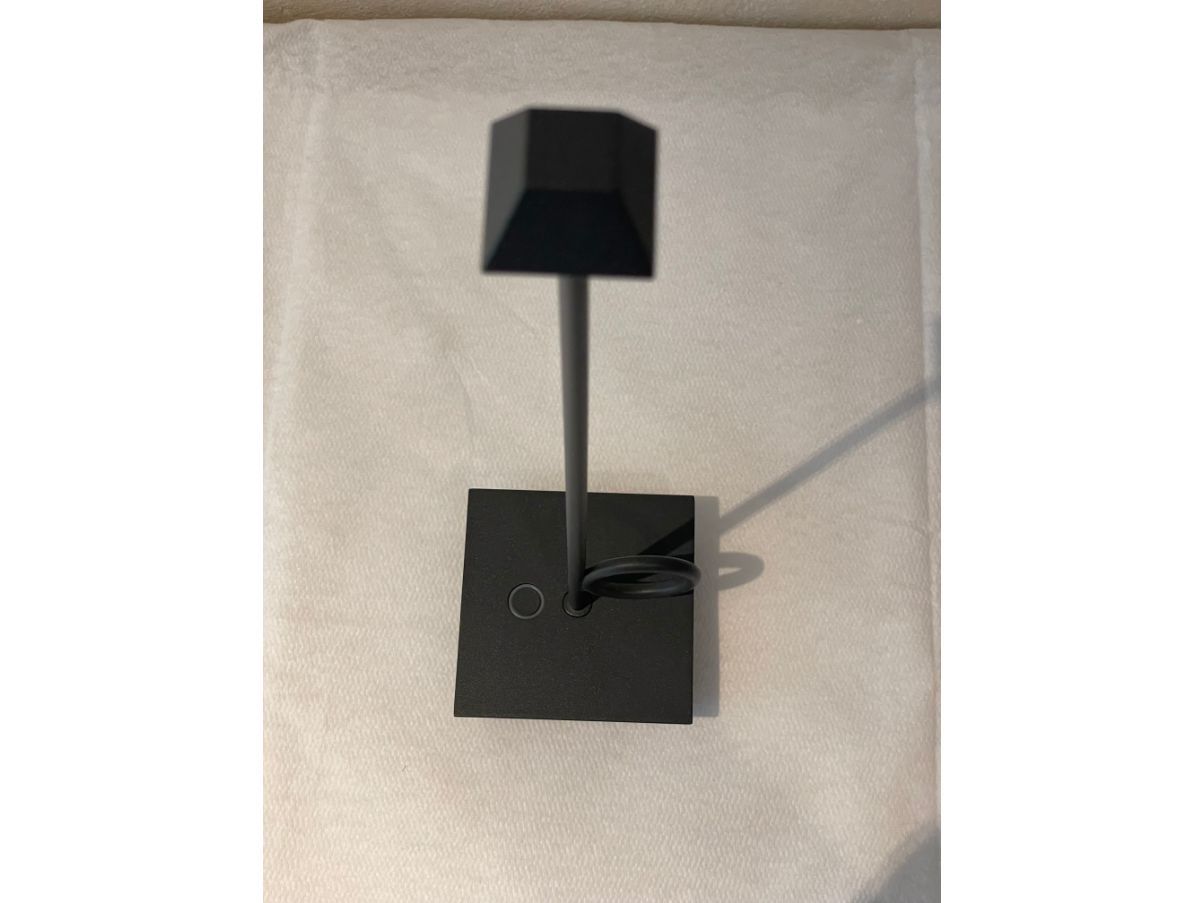 Black Bugia table lamp Broggi Milano Deesup