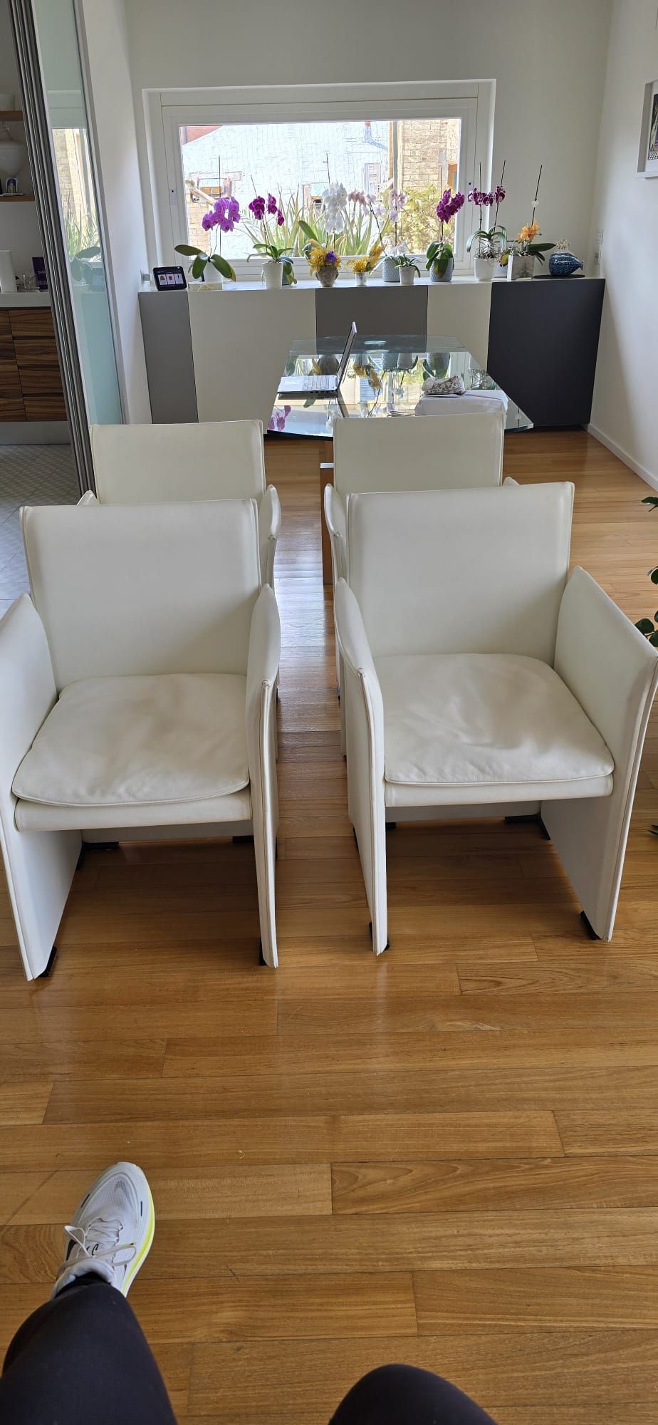 Set di 4 poltroncine Break in pelle bianca di Mario Bellini Front