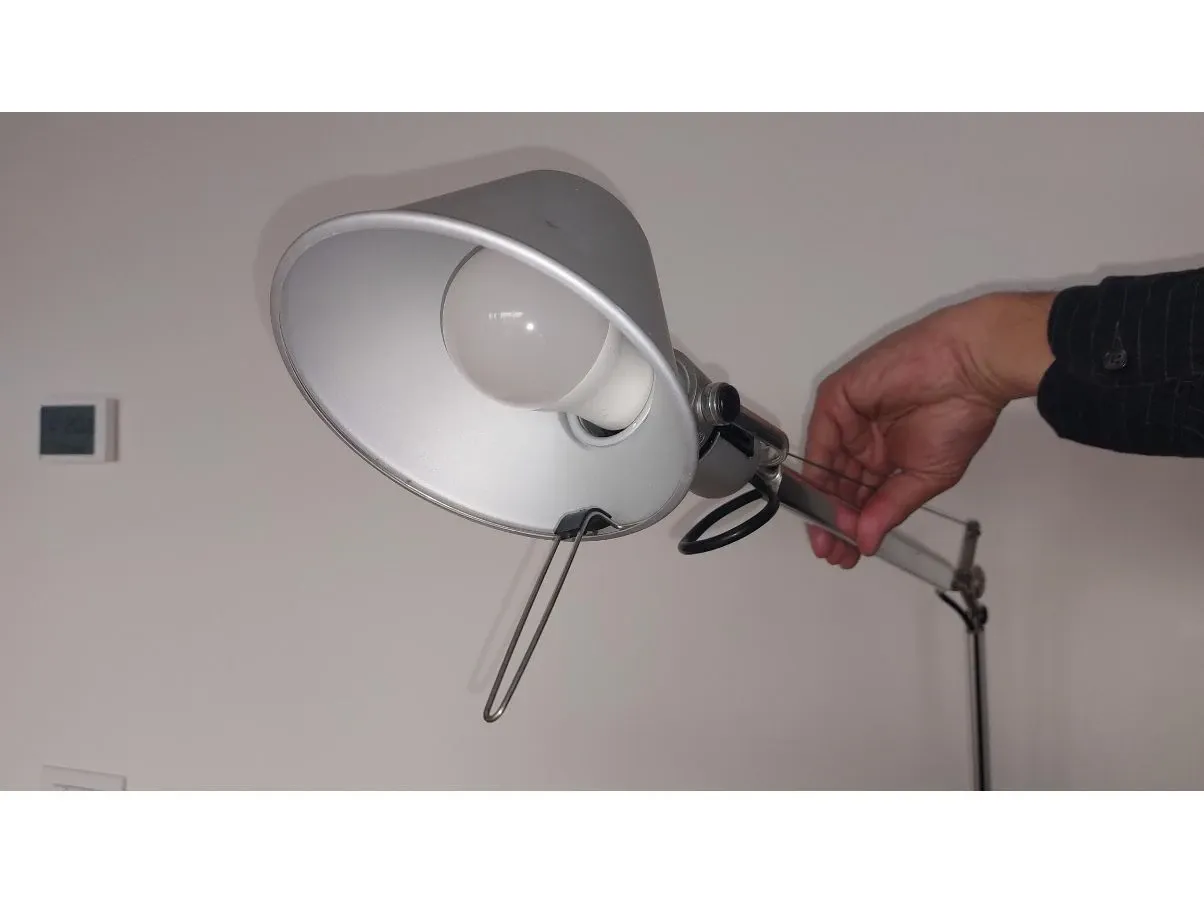 Lampada Tolomeo Michele De Lucchi, Artemide  3