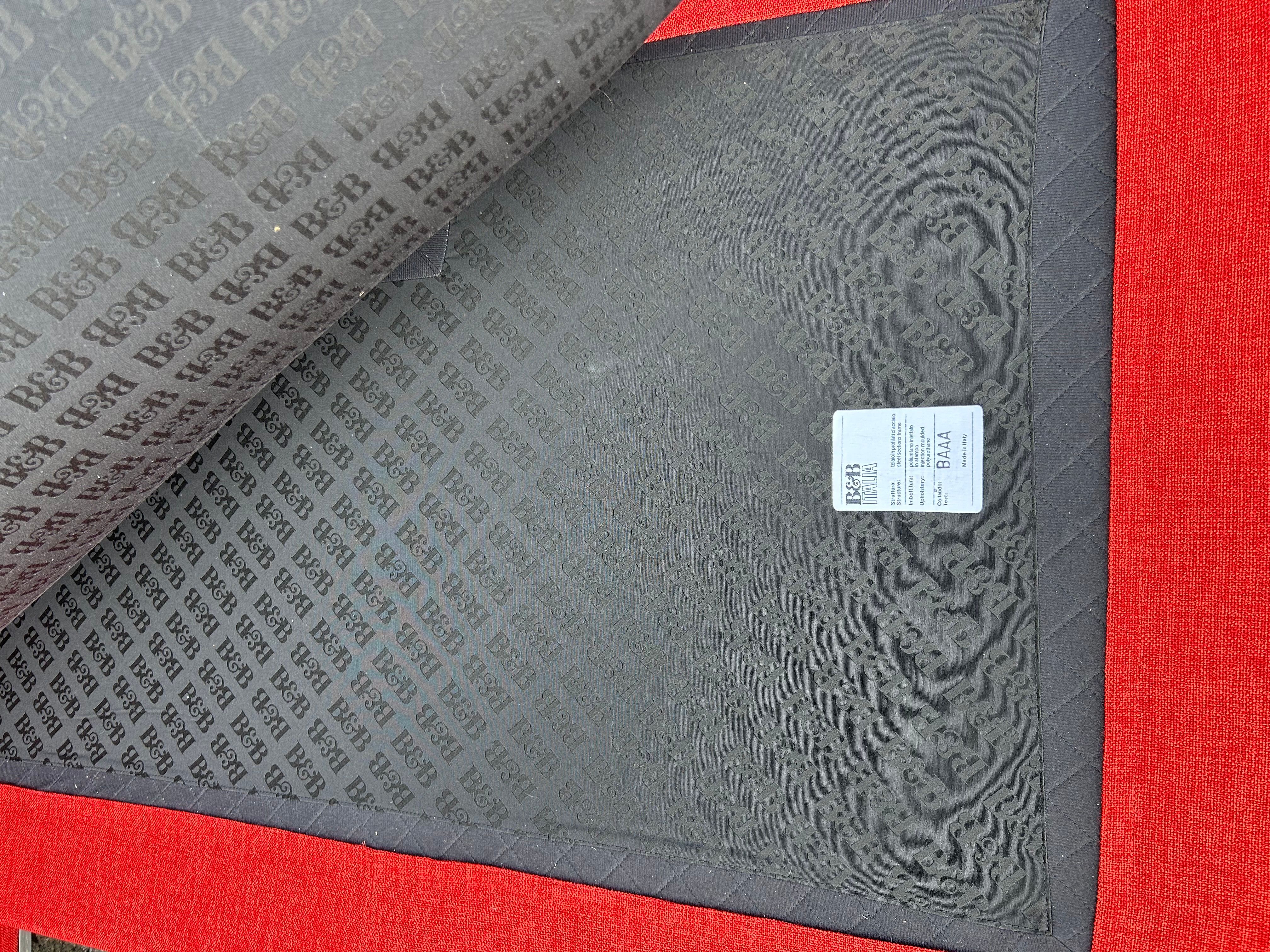 Charles Red Modular Sofa by Antonio Citterio Optional9