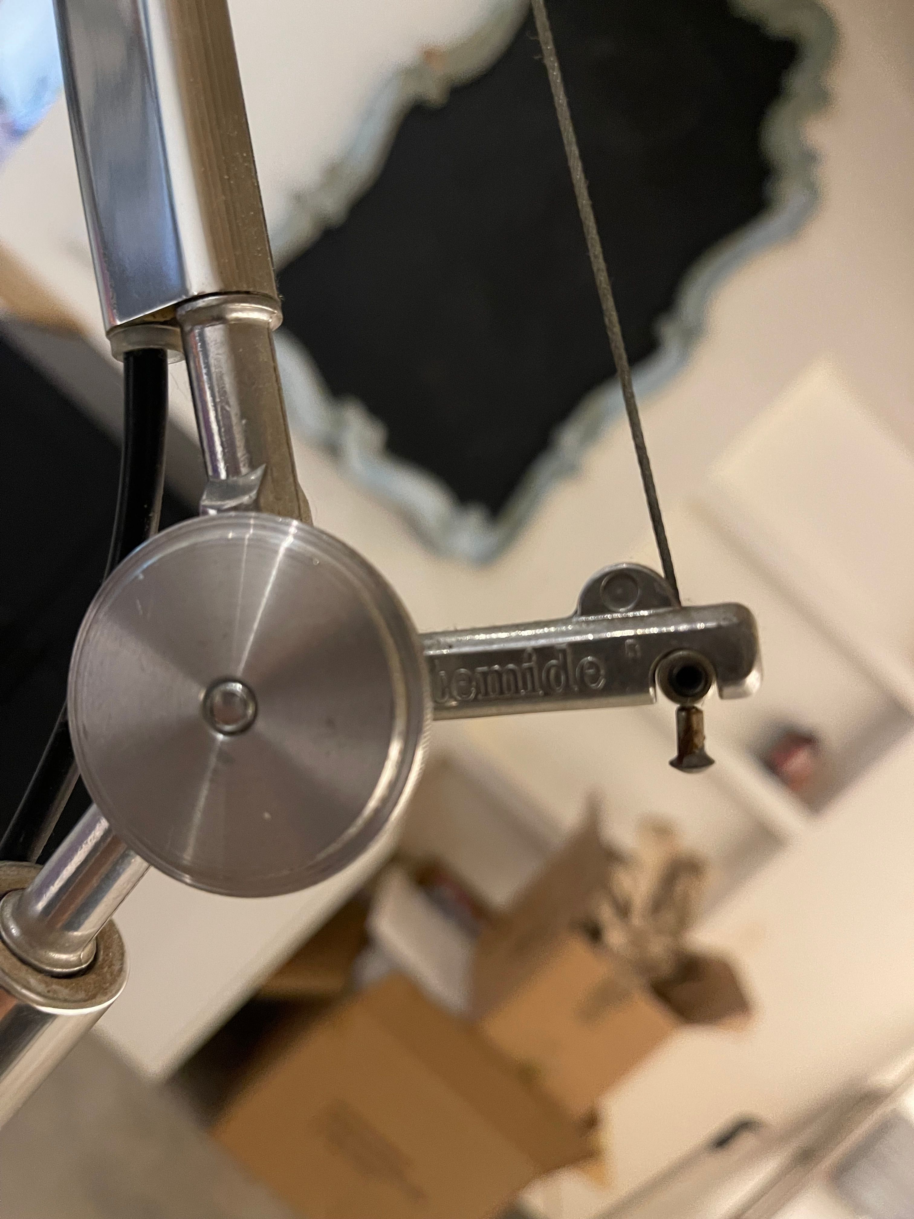 Lampada da terra Tolomeo maxi di Michele De Lucchi, Artemide Details