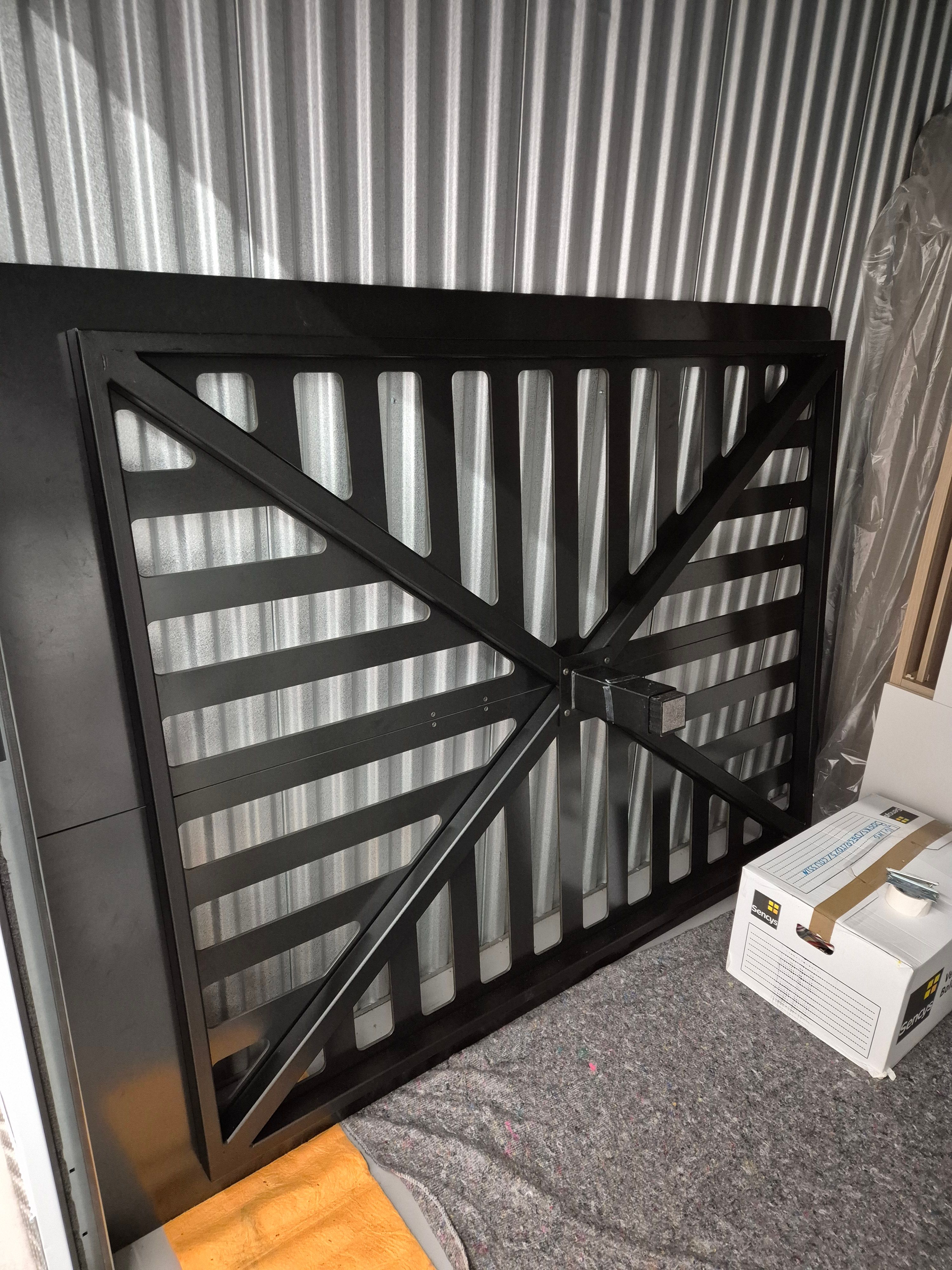 Letto matrimoniale sospeso Fluttua di Daniele Lago Side