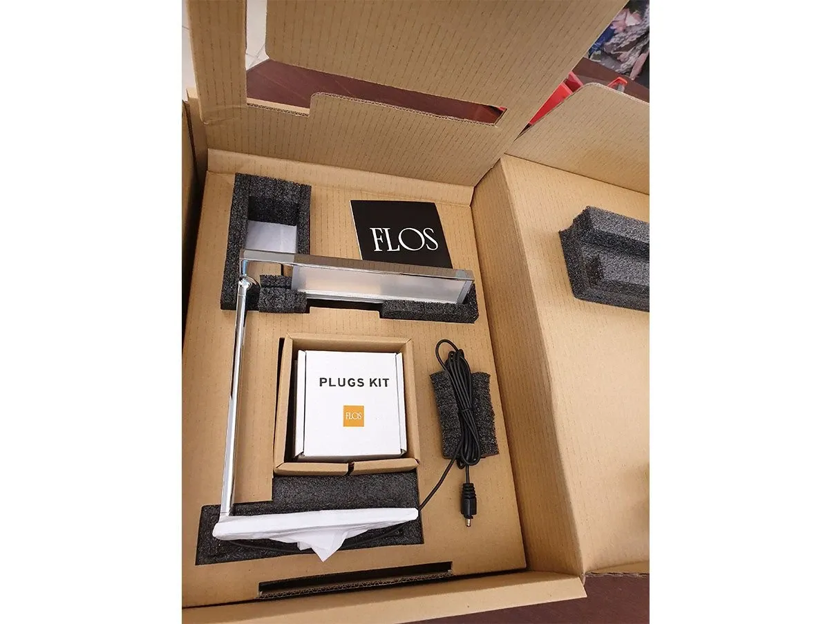 Lampada da tavolo D'E-Light con micro USB (argento), Flos 