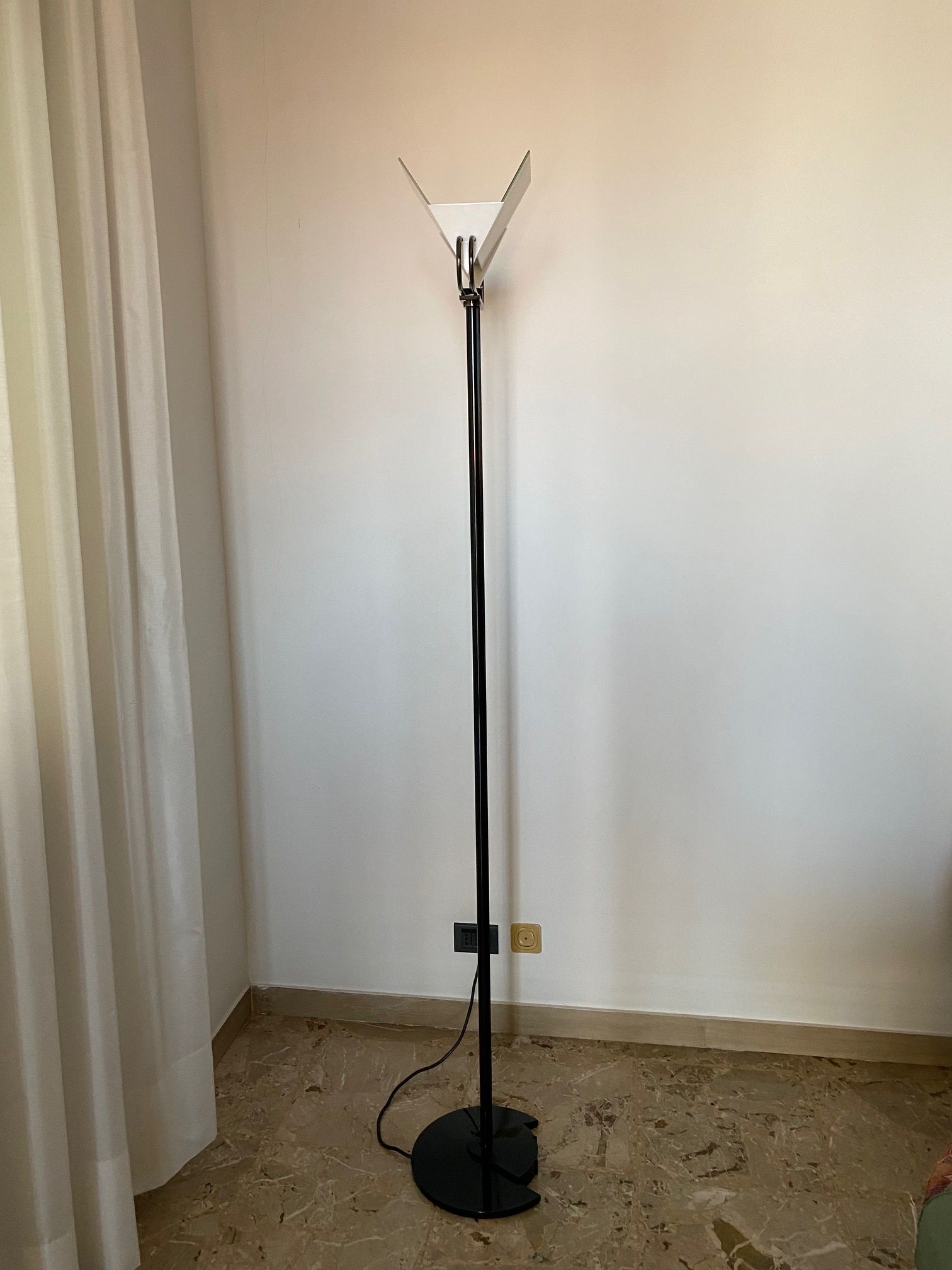 Lampada da terra Triana di King & Miranda (anni '80) 8