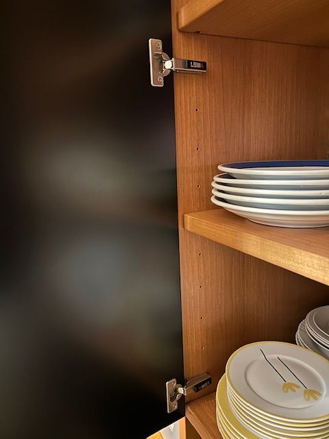 Mobile contenitore in legno di noce (anni '90) Optional9