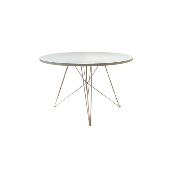 Round table XZ3 in painted steel (white), Magis image