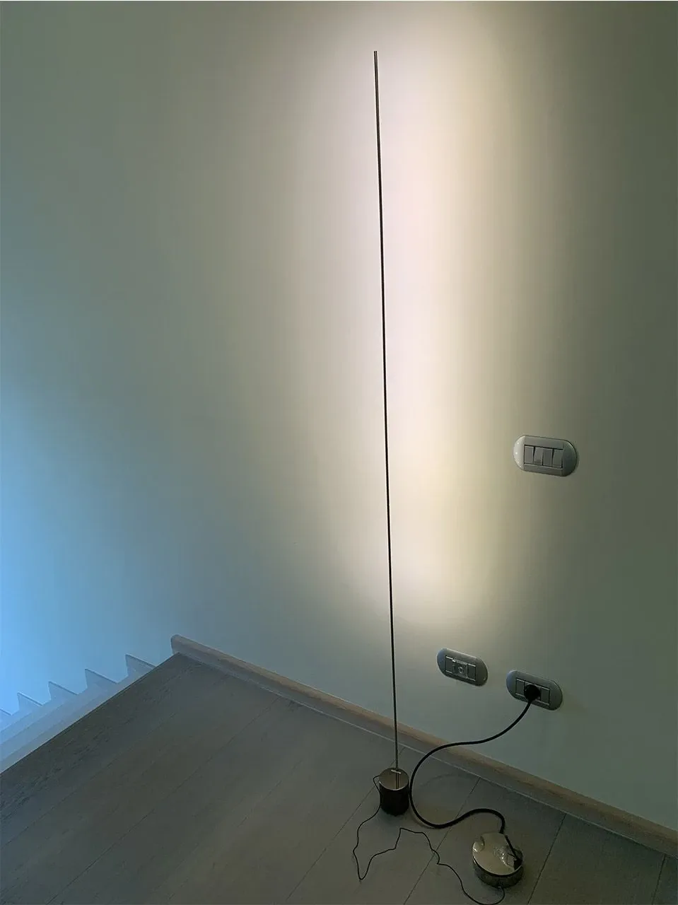 Light Stick Terra, Catellani & Smith 1