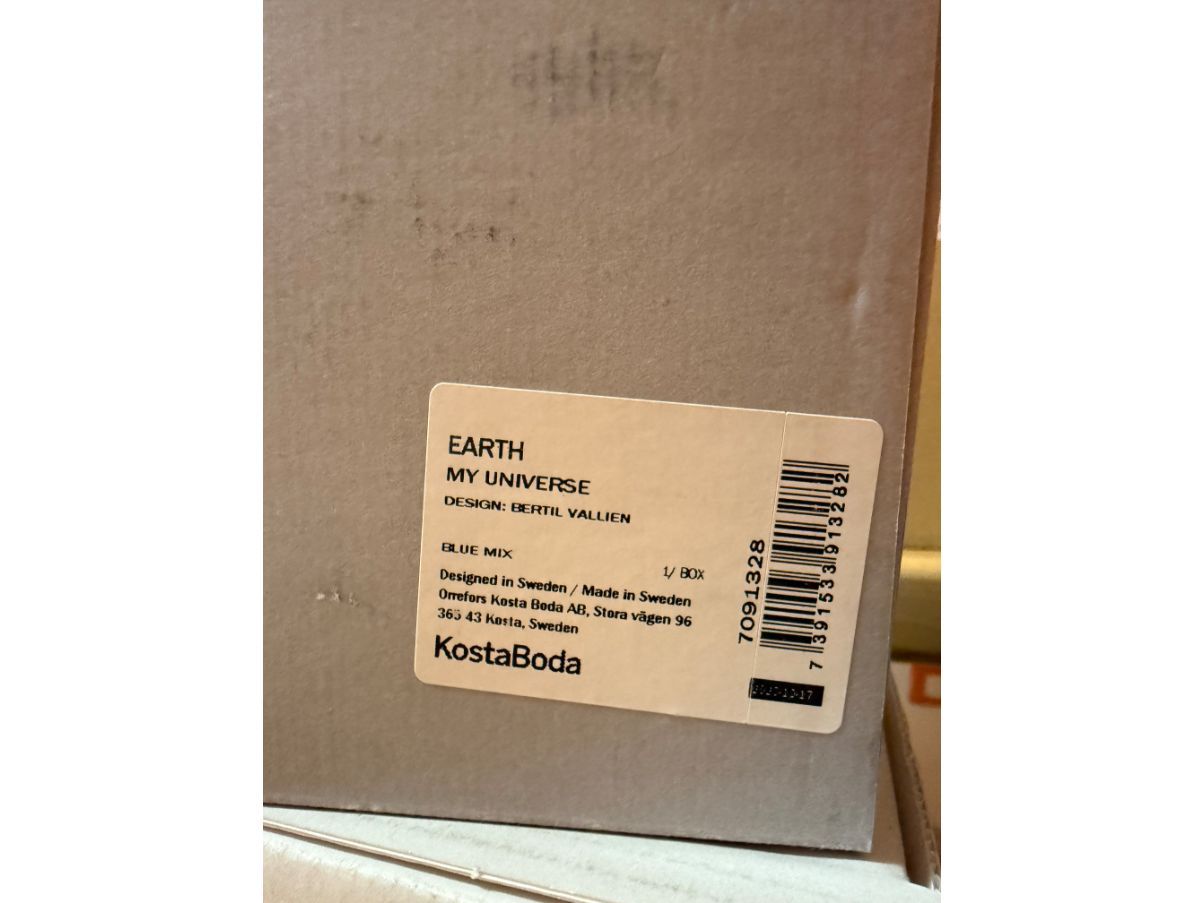 Vaso My Universe Earth multicolore di Bertie Vallien Defects