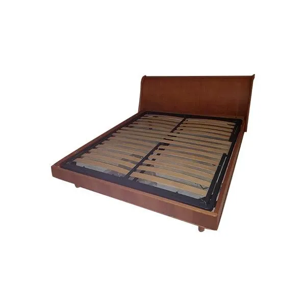 Zim boat bed in cherry wood, Giorgetti image