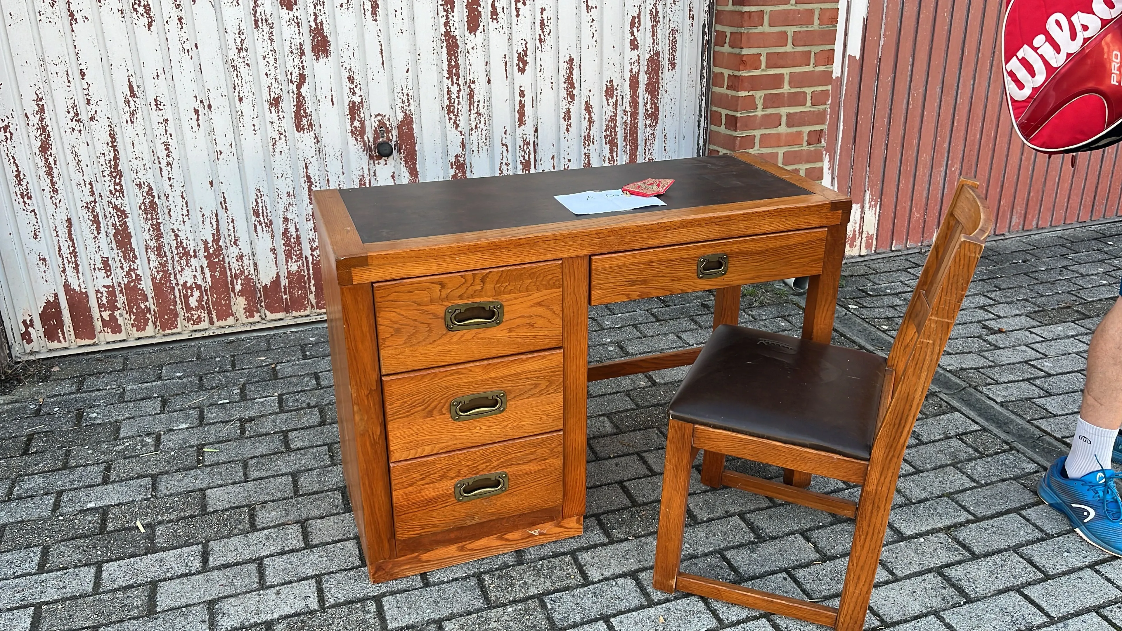 Set scrivania con cassetti e sedia in legno di ciliegio, Lexington 2