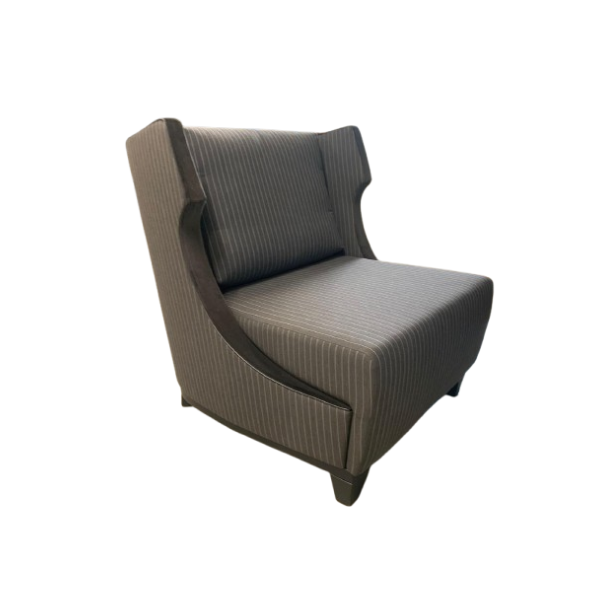Poltrona rivestita in tessuto grigio di Loro Piana, Fendi image