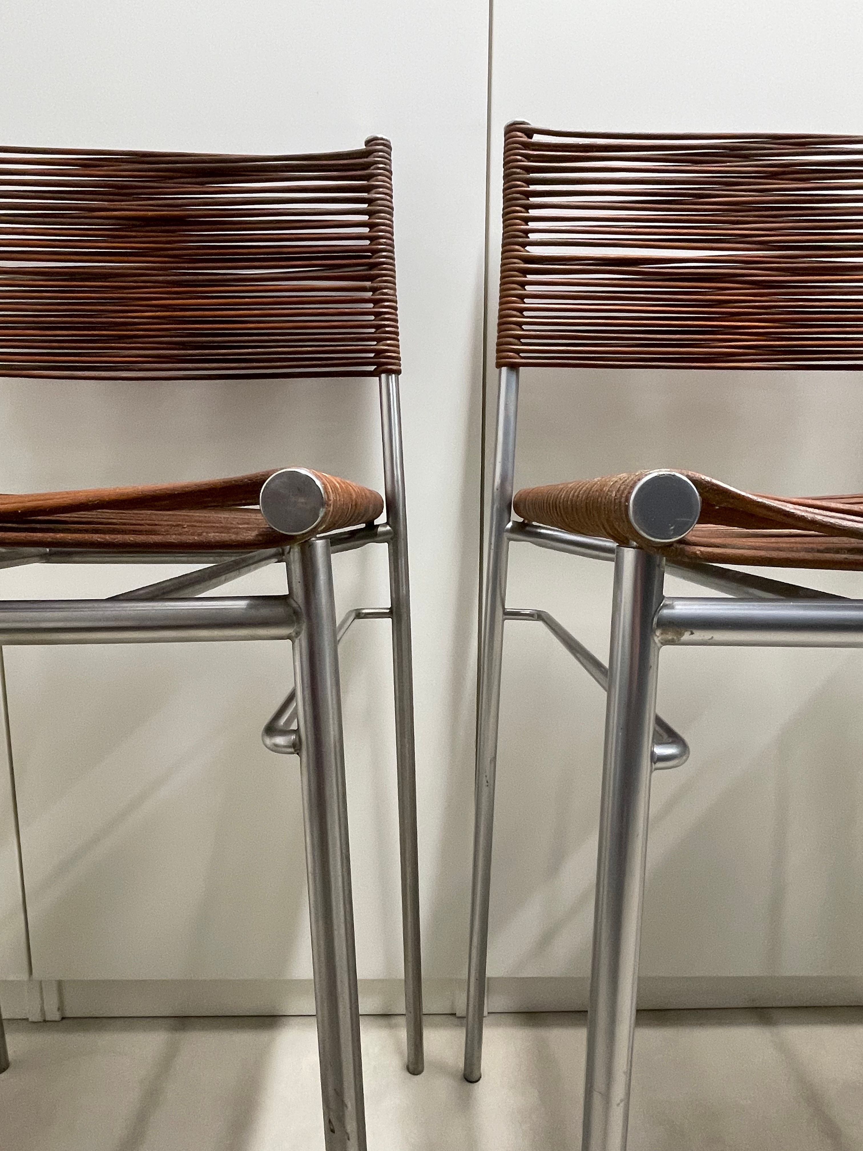 Set of 3 vintage waxed leather stools by Tito Agnoli, Bonacina1889 Front