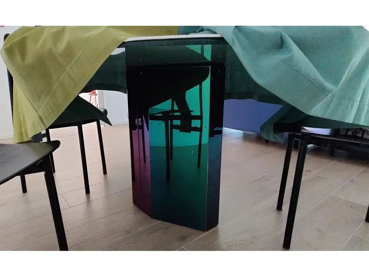 Polygonon oval crystal table by Scarpa 4