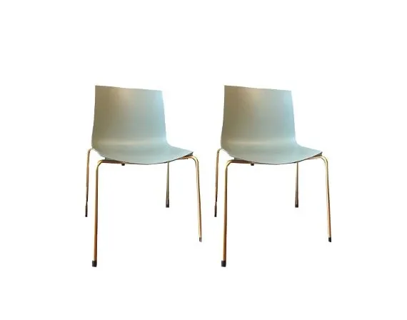 Set 2 chairs Catifa 46 polypropylene and brass (light blue), Arper 1
