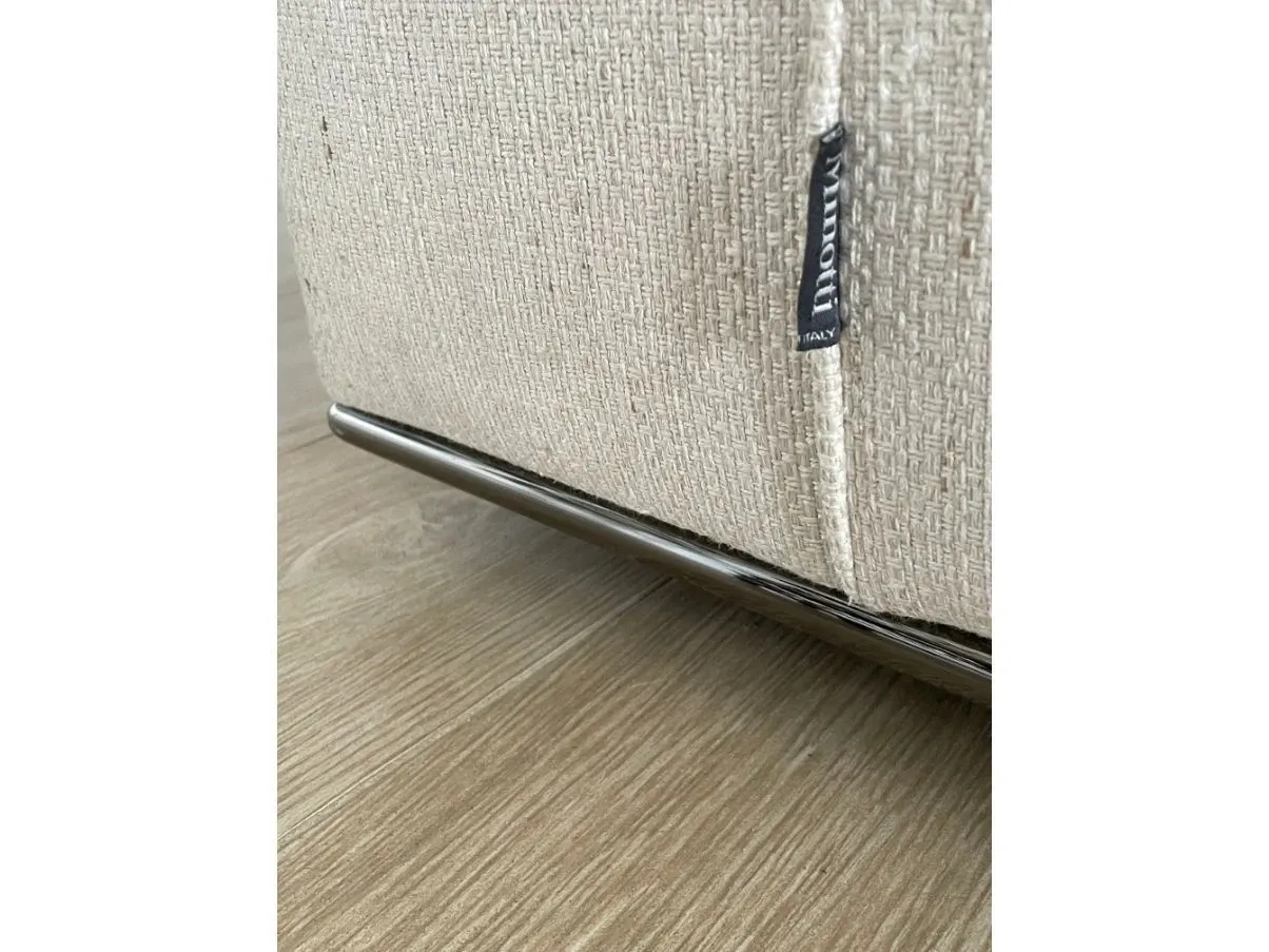 Hamilton sofa and 2 poufs set 