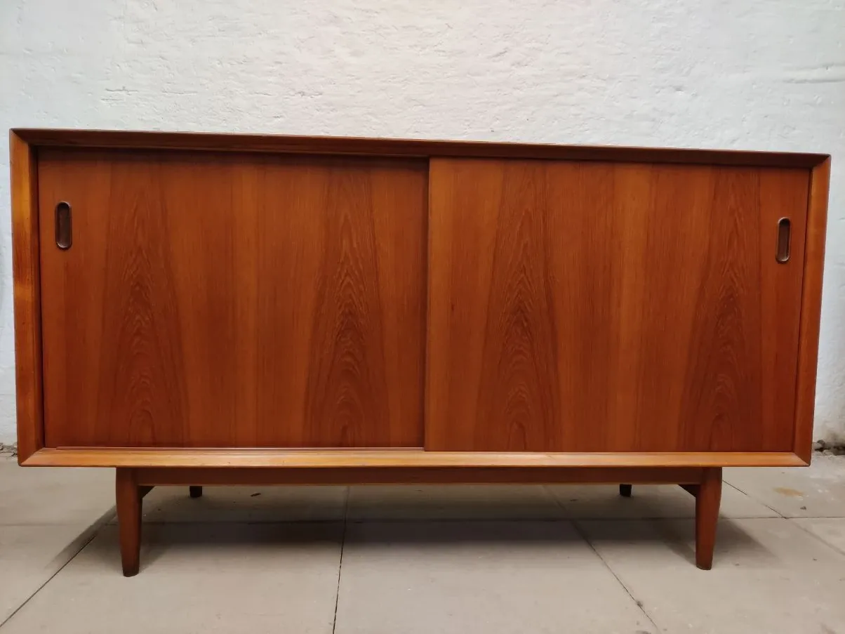 Vintage sideboard with 2 doors (1950s), image