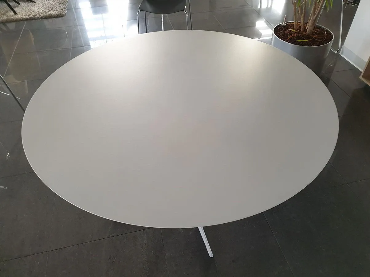 Eolo round table in aluminum and MDF wood (white), Arper 5
