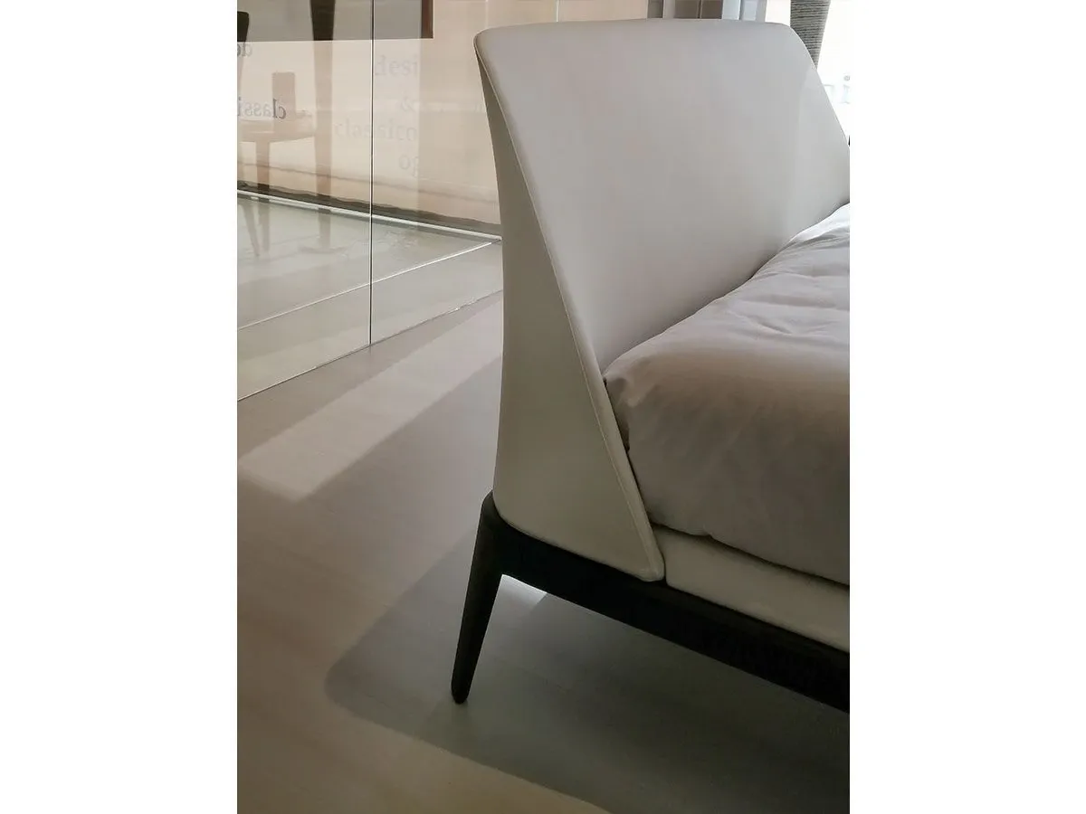 Kelly, Poliform 5