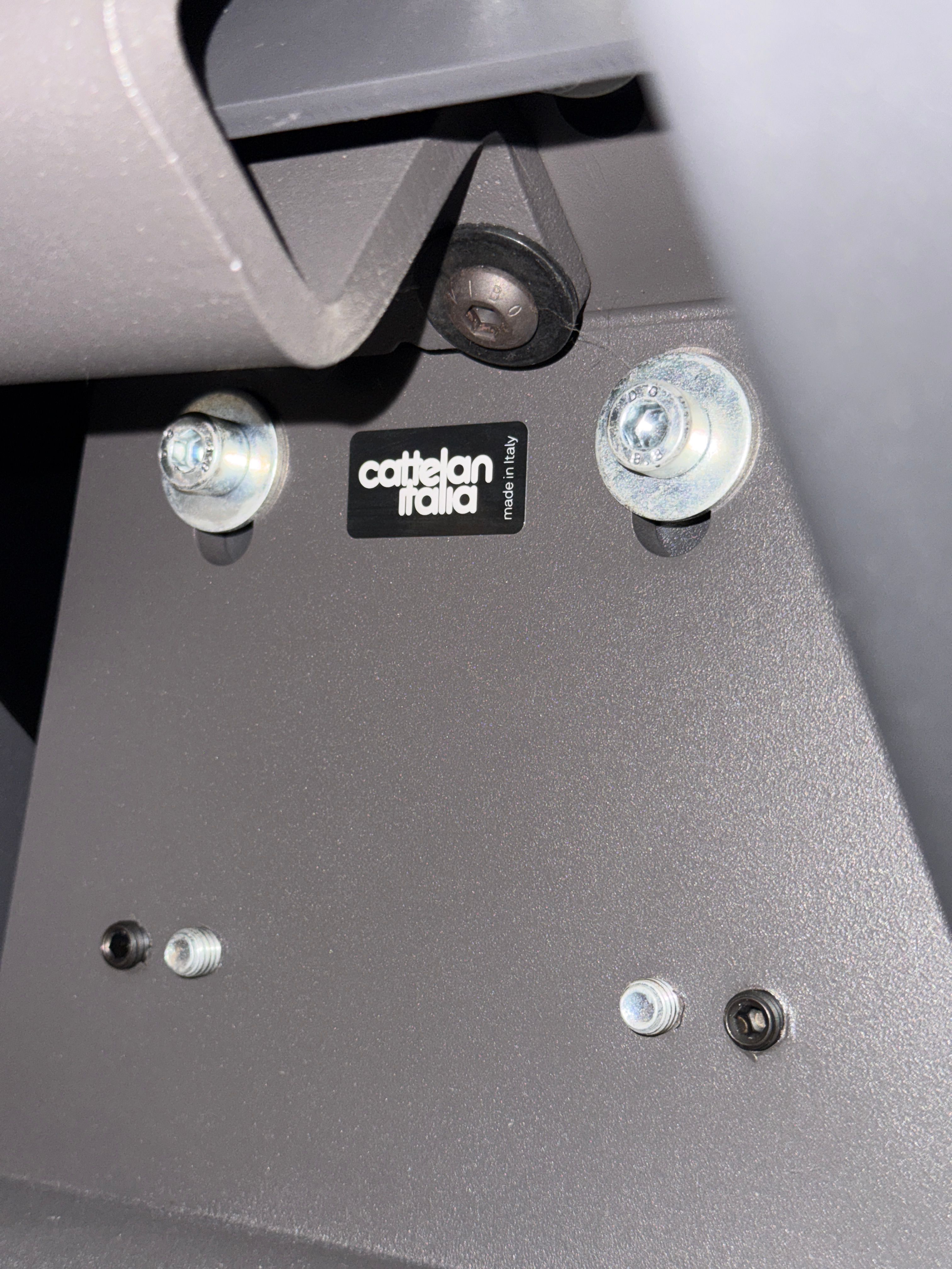 Premier Keramik Rectangular Dining Table by Paolo Cattelan Details