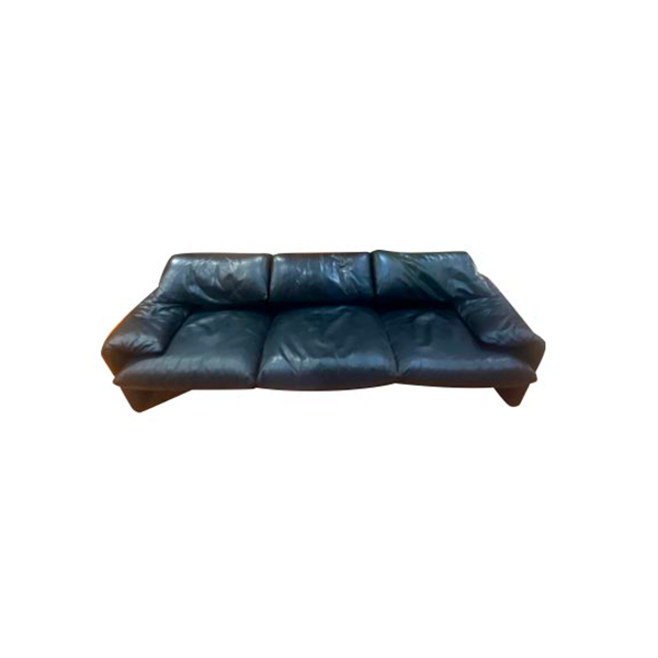 Maralunga 3 seater sofa by Vico Magistretti (black), Cassina image