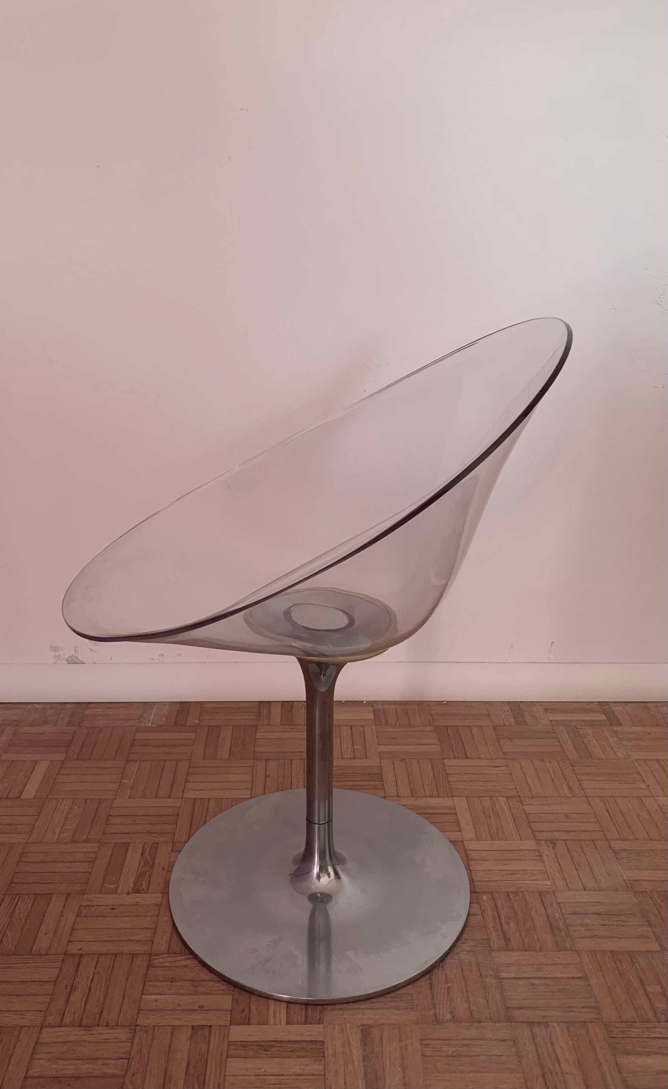 Pair of transparent Eros swivel chairs by Philippe Starck, Kartell Side