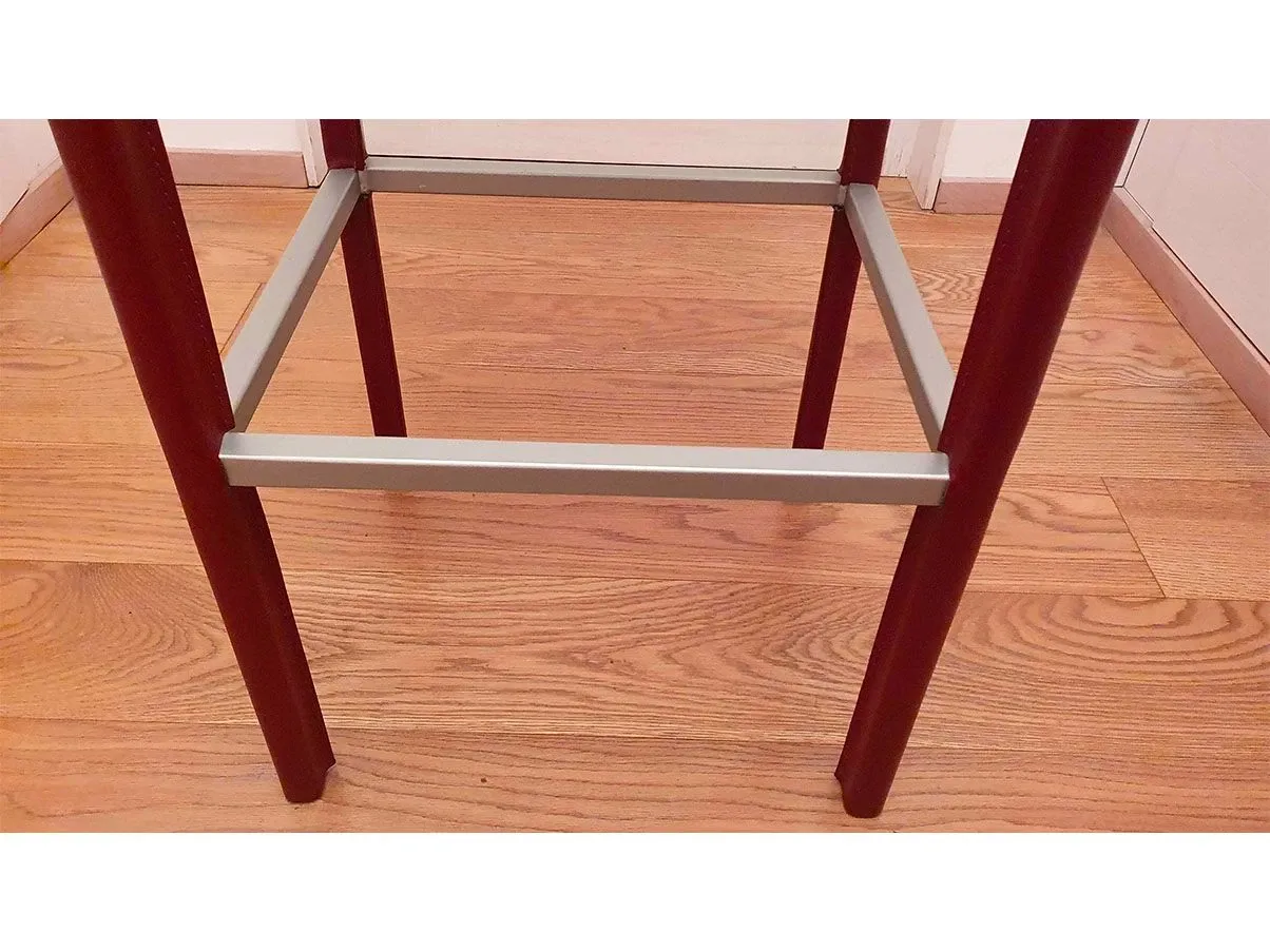 High stool in leather 5
