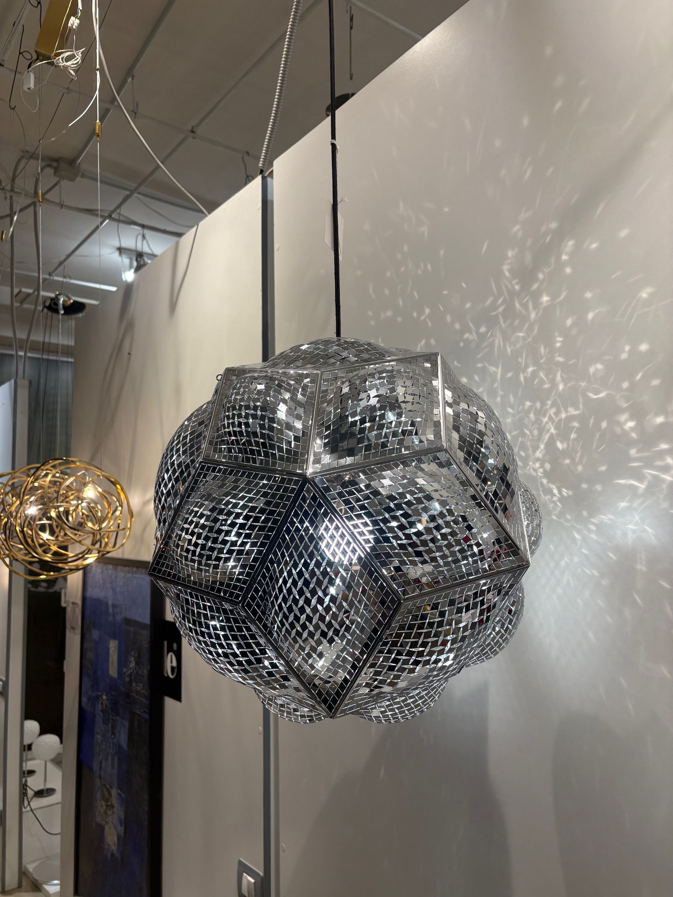 Puff Pendant Light Side