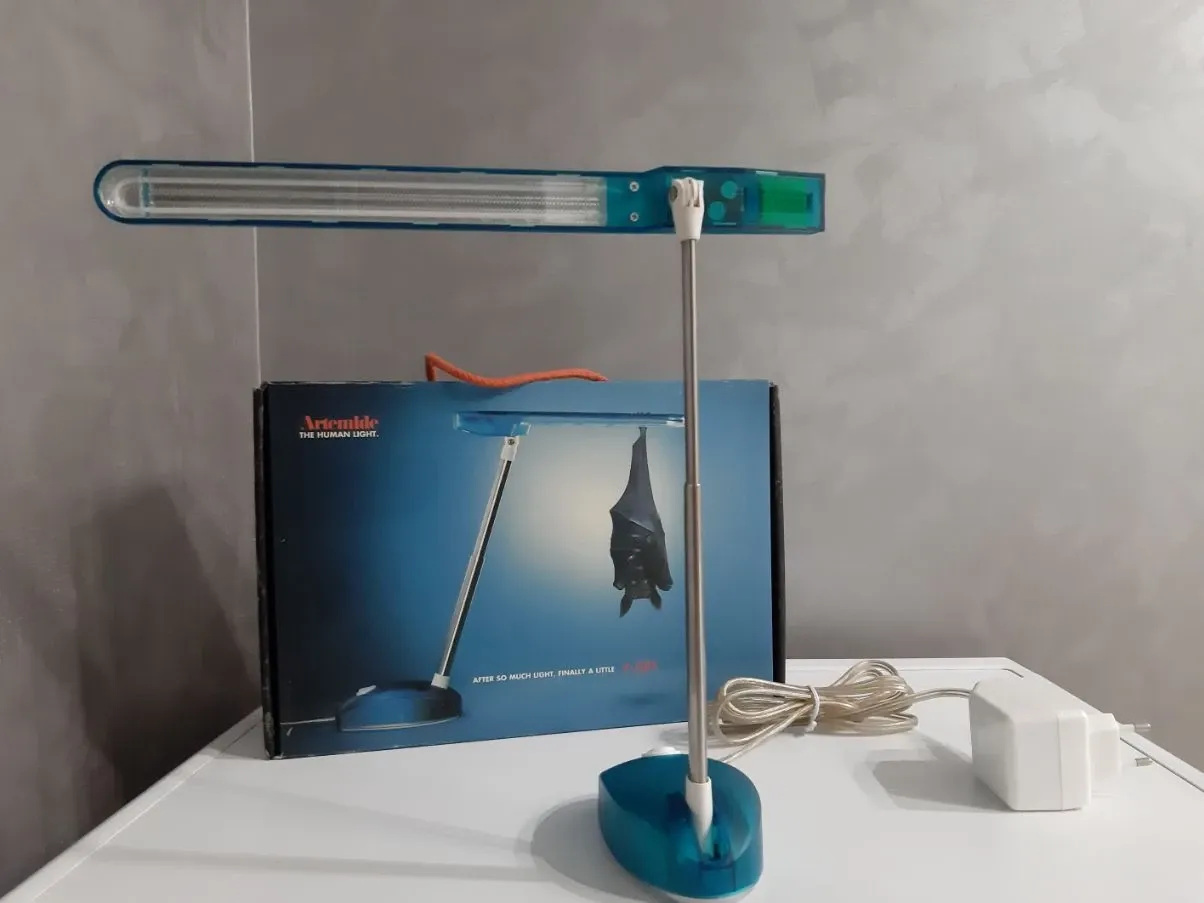 Microlight table lamp, Artemide 5