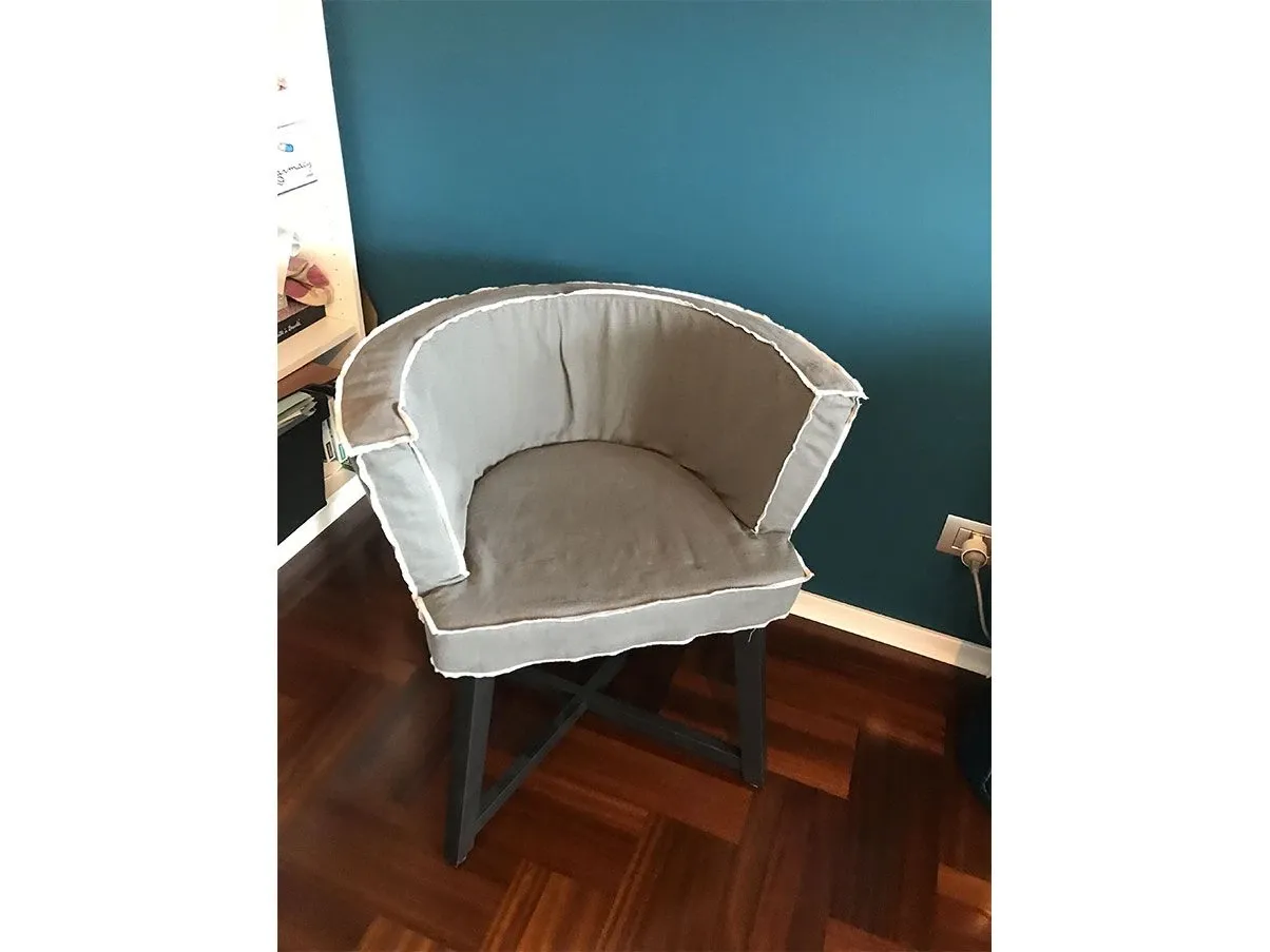 Gray 26 armchair in walnut wood and fabric (grey), Gervasoni 4