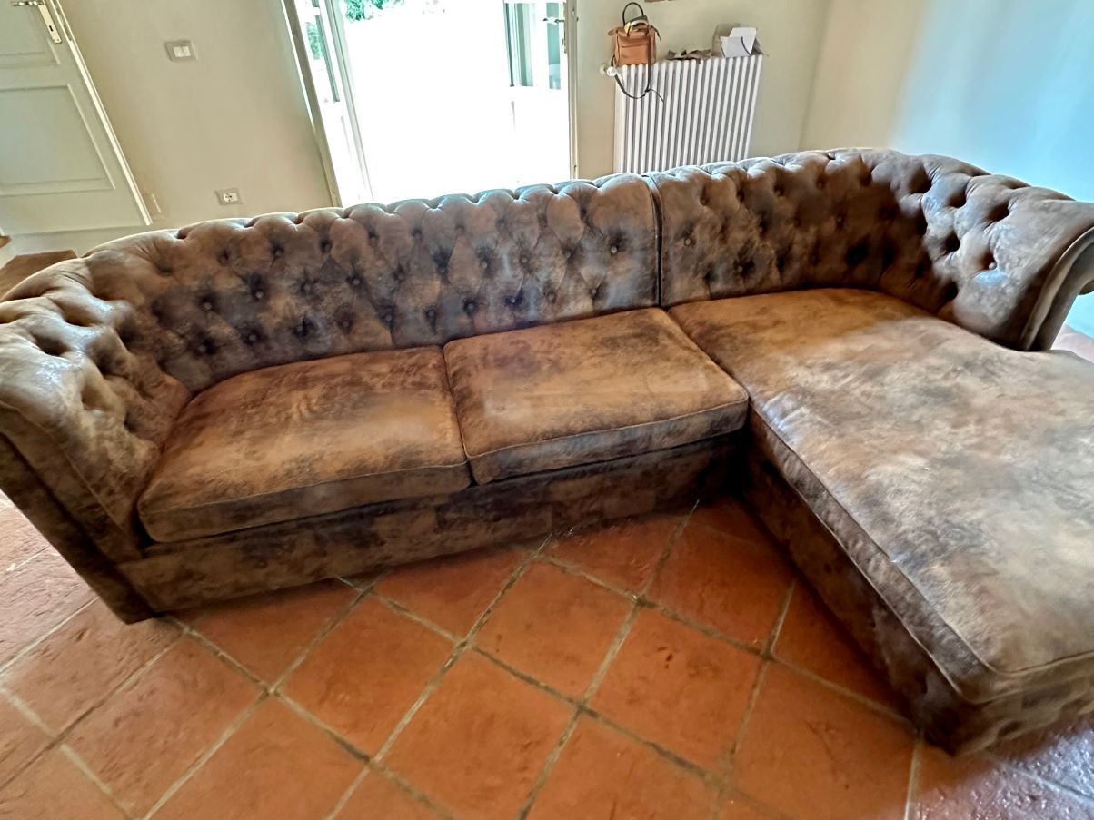 Vintage brown leather corner sofa Front