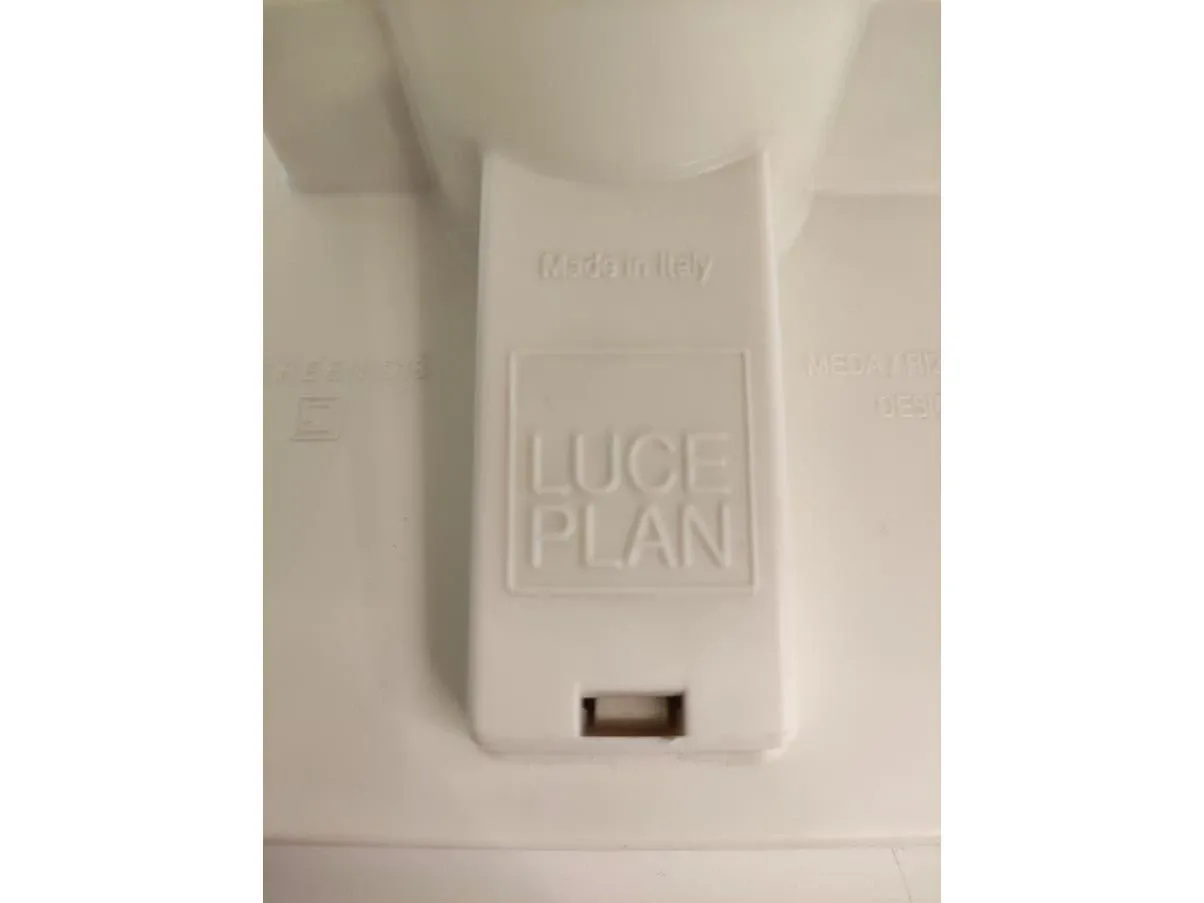 Screen wall lamp in plastic material, Luceplan 