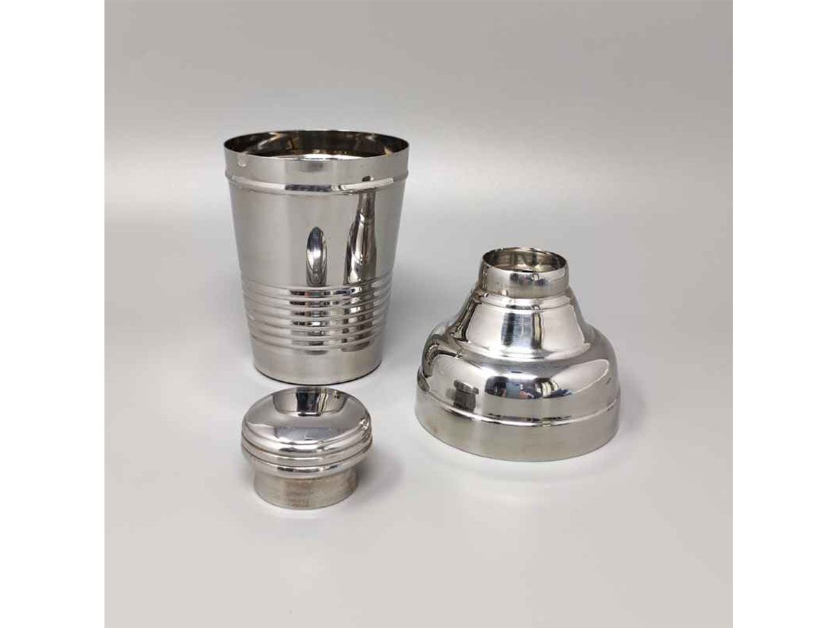 Stainless steel cocktail shaker (1950s)