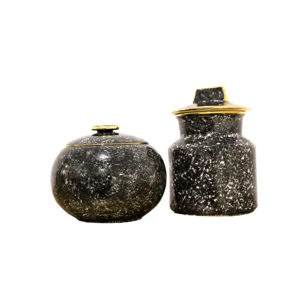 Set of 2 hand-decorated Vicentina ceramic vases (1970s), image