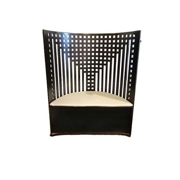 Willow 1 armchair by Charles R. Mackintosh (black), Cassina image