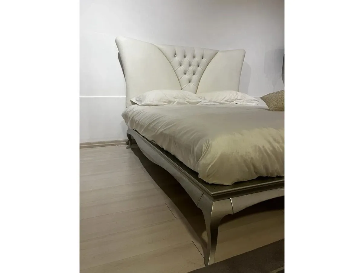 Double bed in leather and Swarovski, Antica Ebanisteria 4